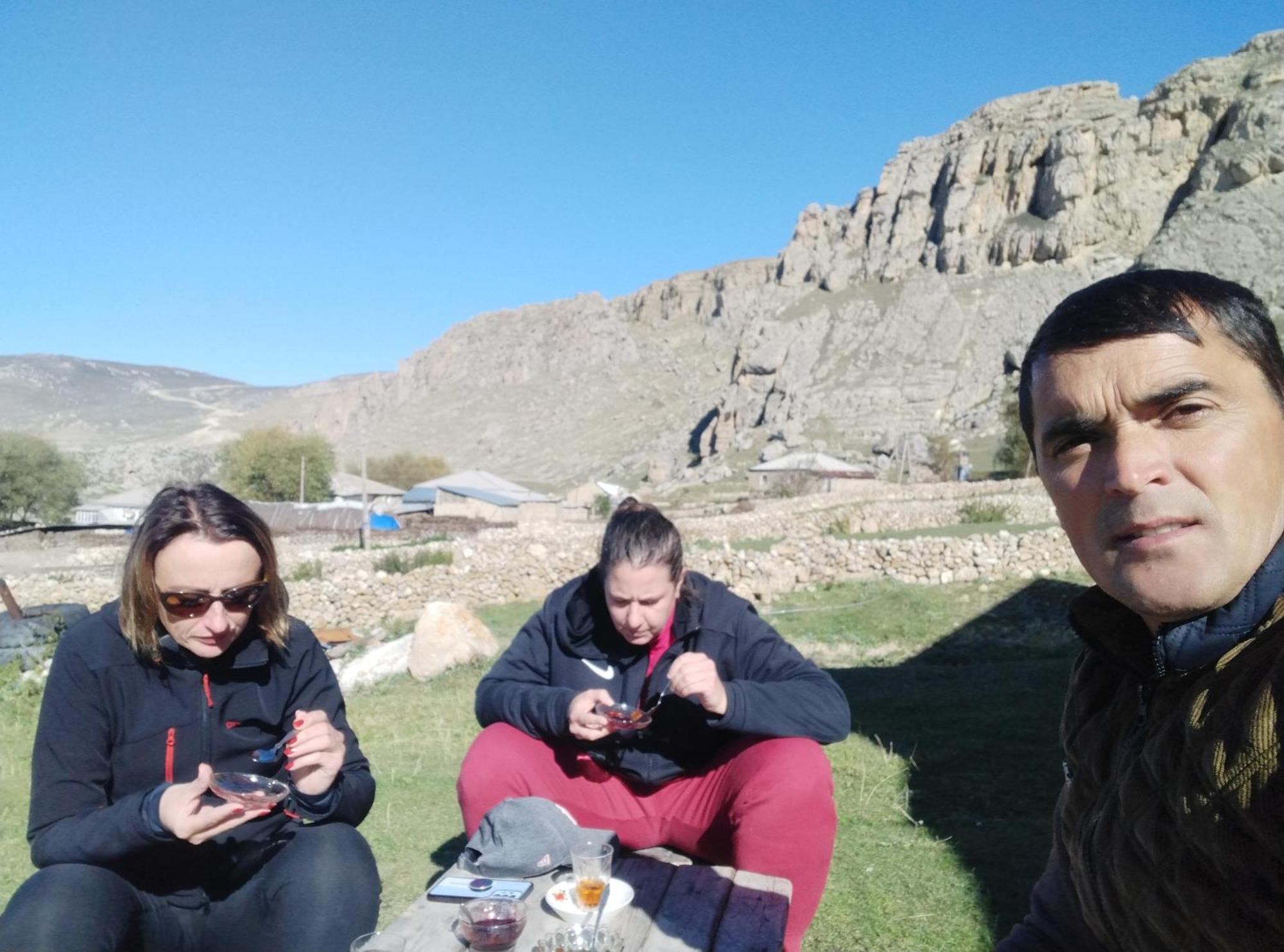 Zaur Guest Hause Hotel Xinaliq Exterior photo